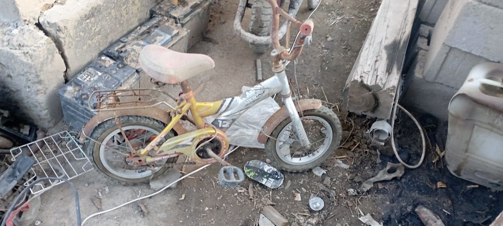 Продам велосипед на запчасти