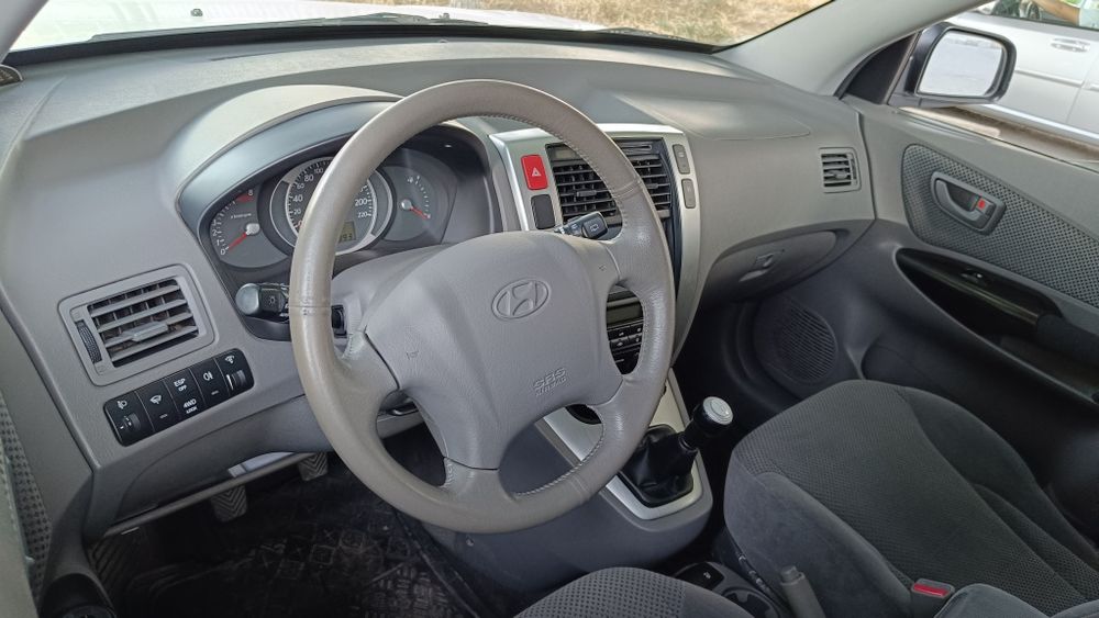 Hyundai Tucson 2009, 4 WD