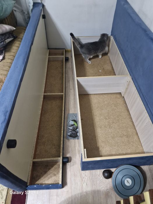 Продам диван в хорошем состоянии