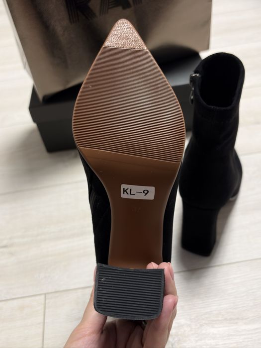 Продам новые ботильоны