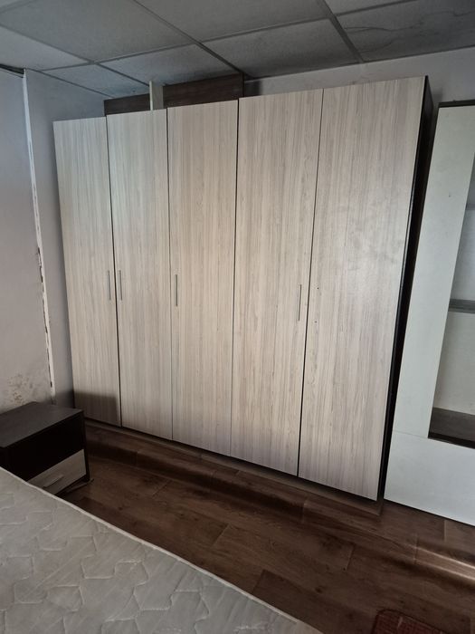 Покъщнина и мебели