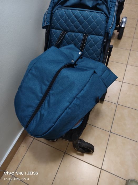 Продам коляску прогулочную
