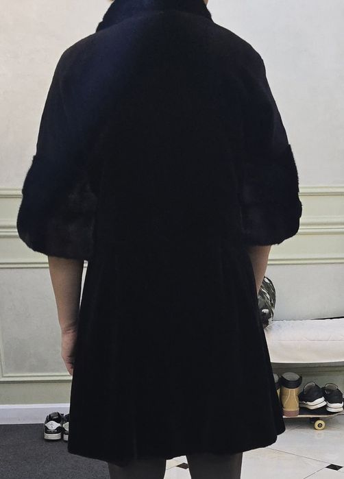 Срочно Продам 2 шубы