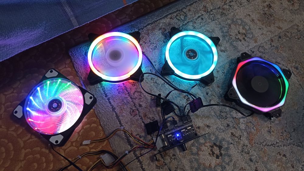 Вентиляторы охлаждения 12см rgb ,molex,3pin.