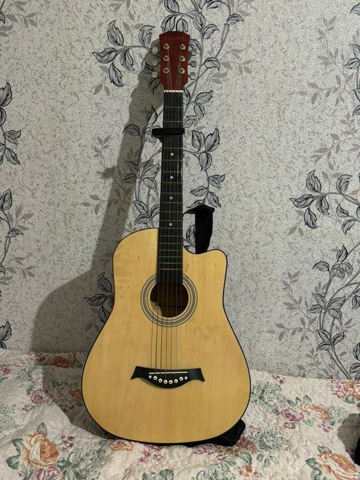 Очень хороший гитара