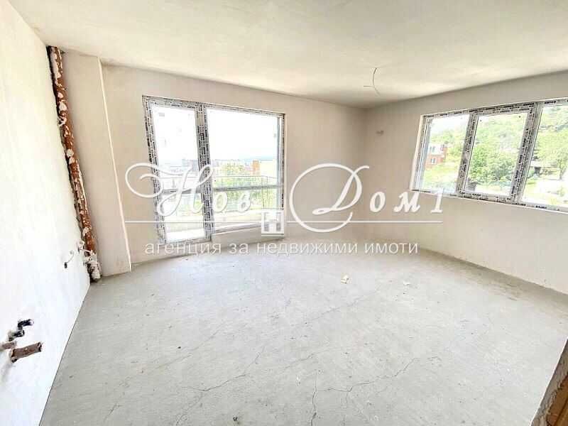 Продава се Двустаен апартамент в Пловдив, Младежки Хълм - 79 кв.м за 1525 €/кв.м - Снимка #1