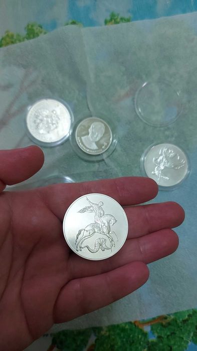 Продается монеты