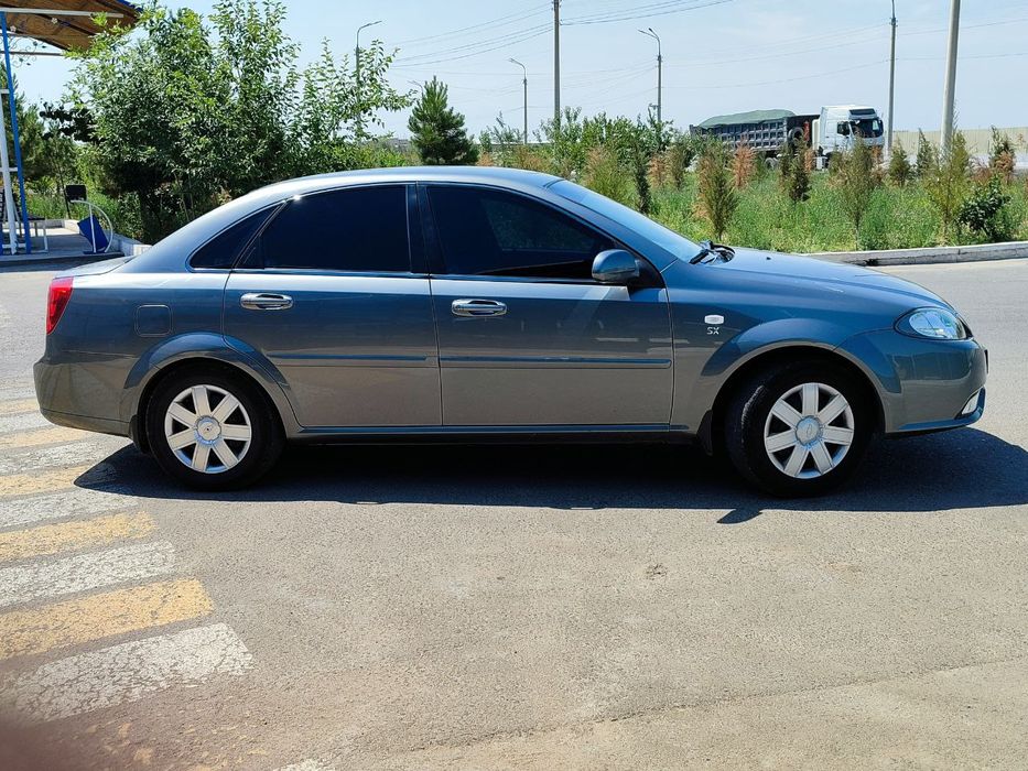 Срочна жентра сотилади тонировка 10ой рухсати бор краска тоза