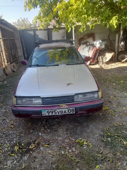 Продам машину МАЗДА 626