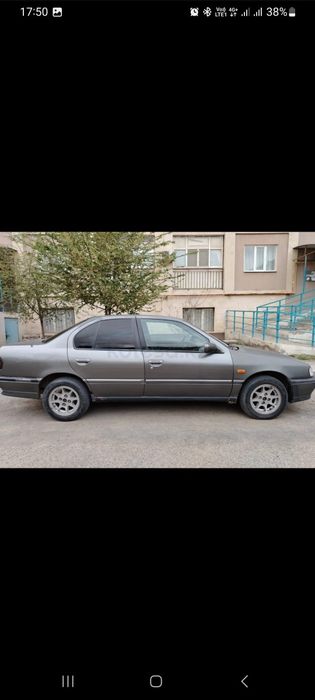 Nissan Primera P10