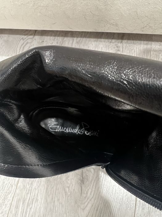Продам кожанные сапоги