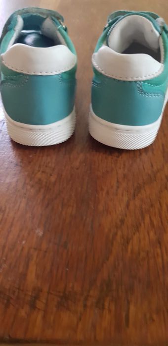 Кецове естествена кожа номер 23