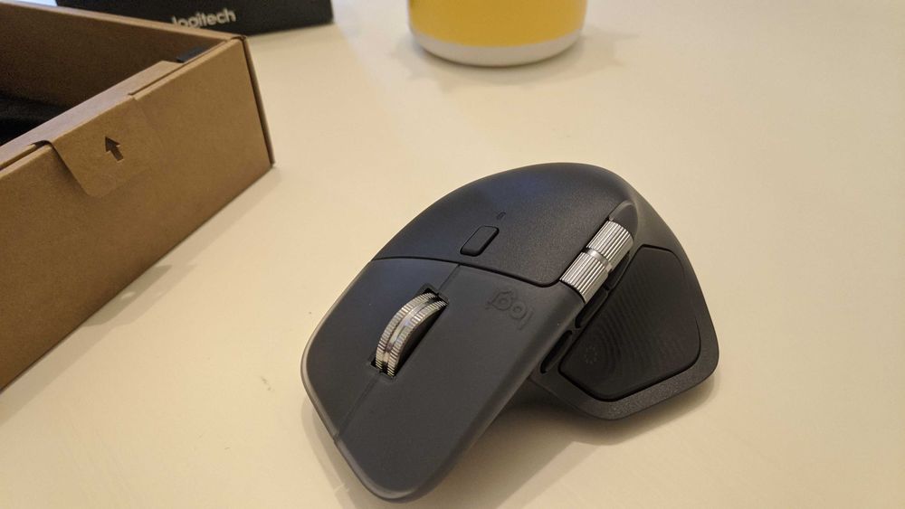 Logitech MX Master 4 безжична мишка