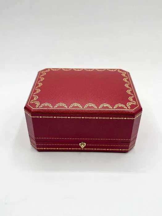 Cutie pre-owned pentru bratara , lantisor sau bijuterii Cartier