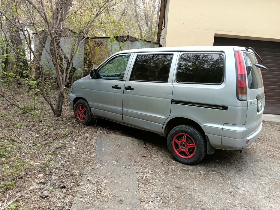 Тойота NOAH 1997 4x4 АКПП