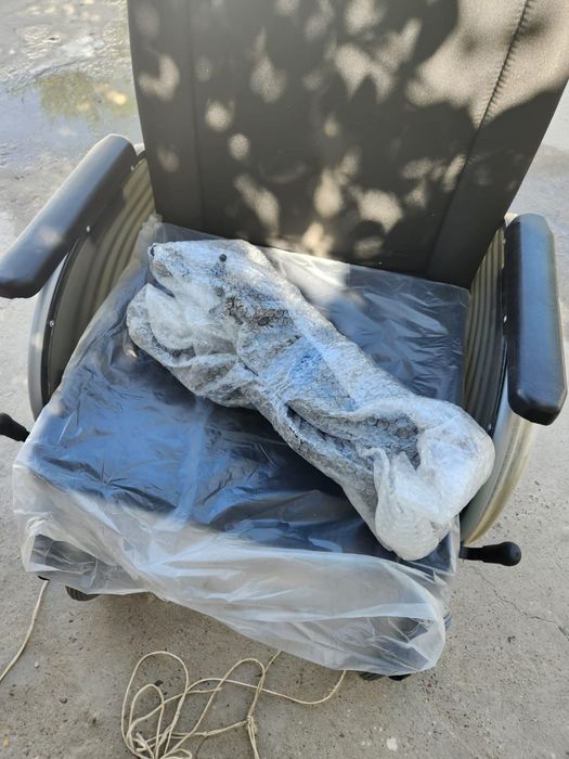 Продам инвалид коляска новый. Сост отлично