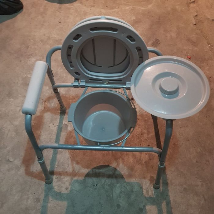 Стул горшок для инвалидов и больных