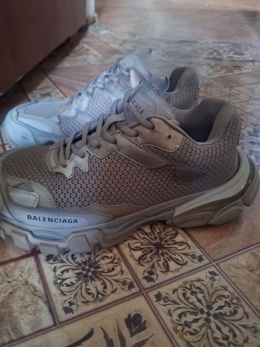 Balenciaga track 3