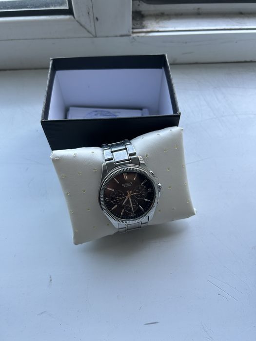 Часы casio с документами