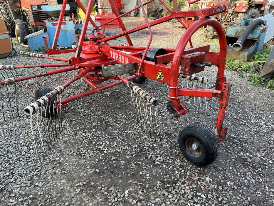 Grebla dupa tractor