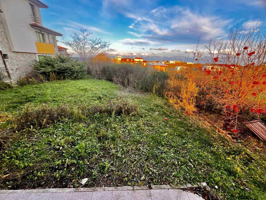 Дава се под наем Двустаен апартамент в Царево - 60 кв.м за 59900 € - Снимка #10