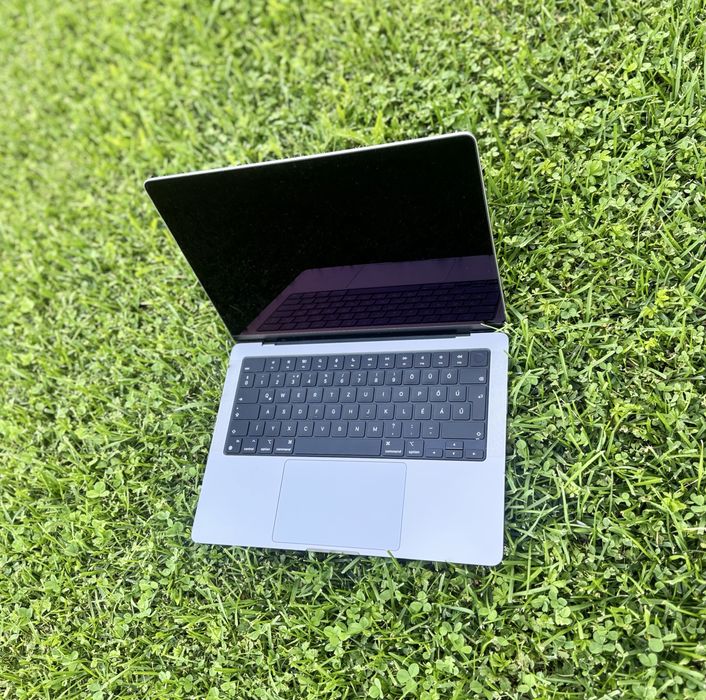 MacBook Pro 14" (2021) – Apple M1 Pro, 16GB RAM, 512GB SSD, Space Grey