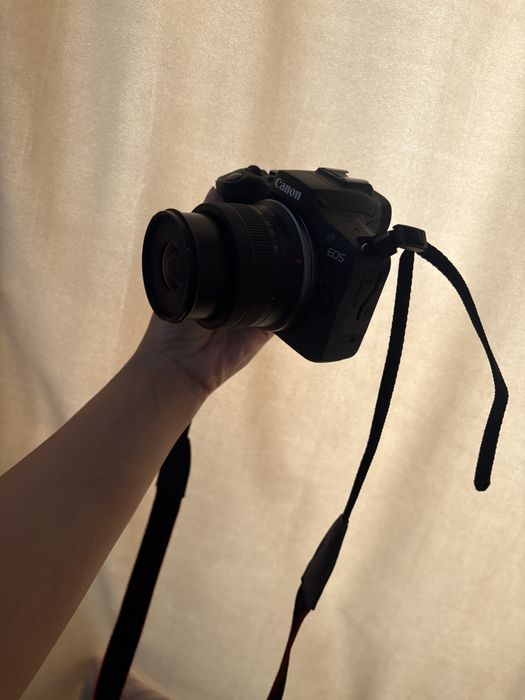 Продам камеру Canon