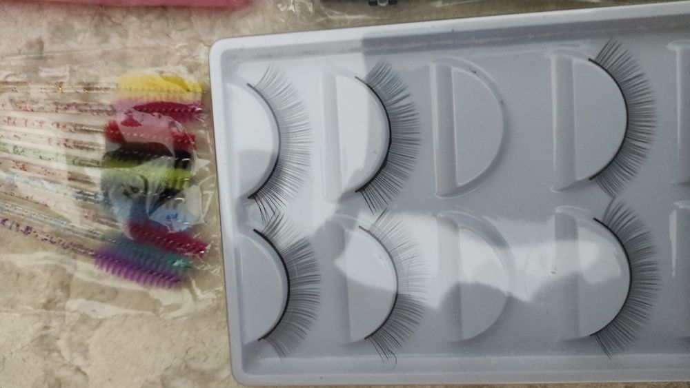 Тренировъчна глава и материали за миглопластика