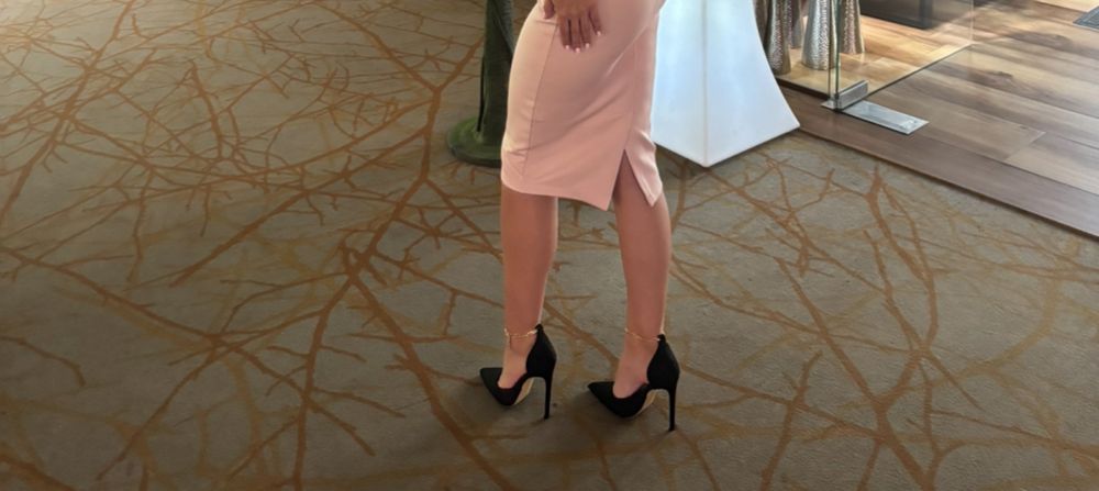 Pantofi stilletto nr 36, negru, cu lant auriu