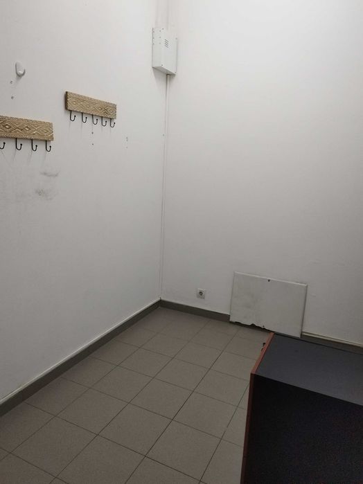 под наем търговско помещение