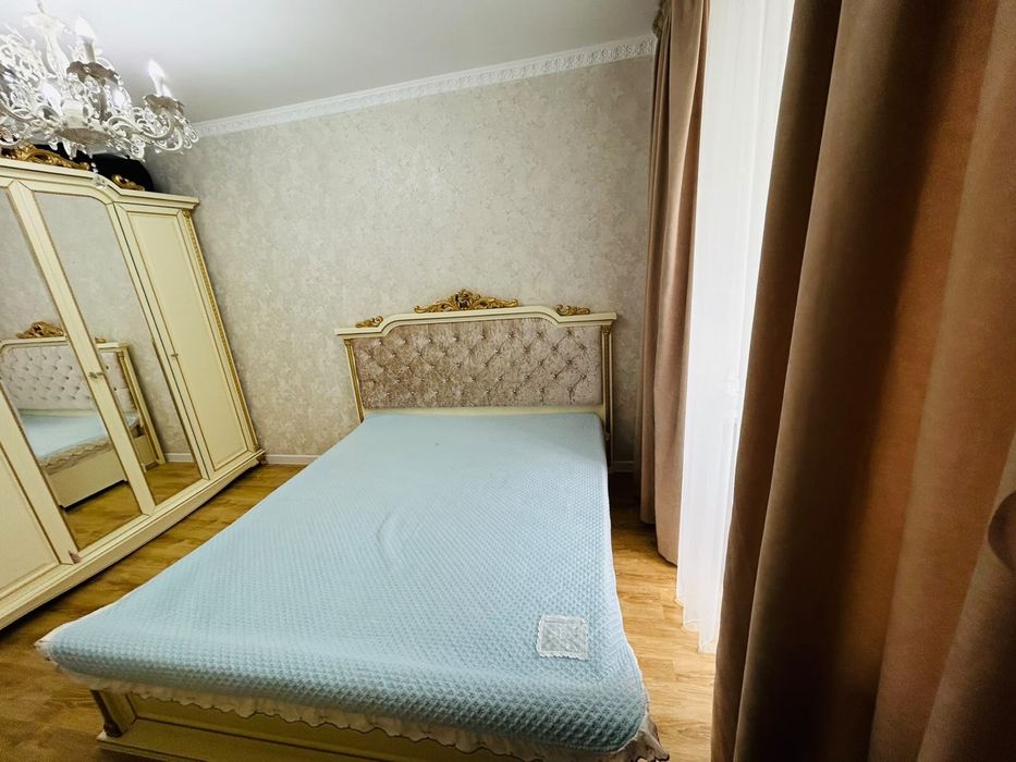 Кровать для спальний