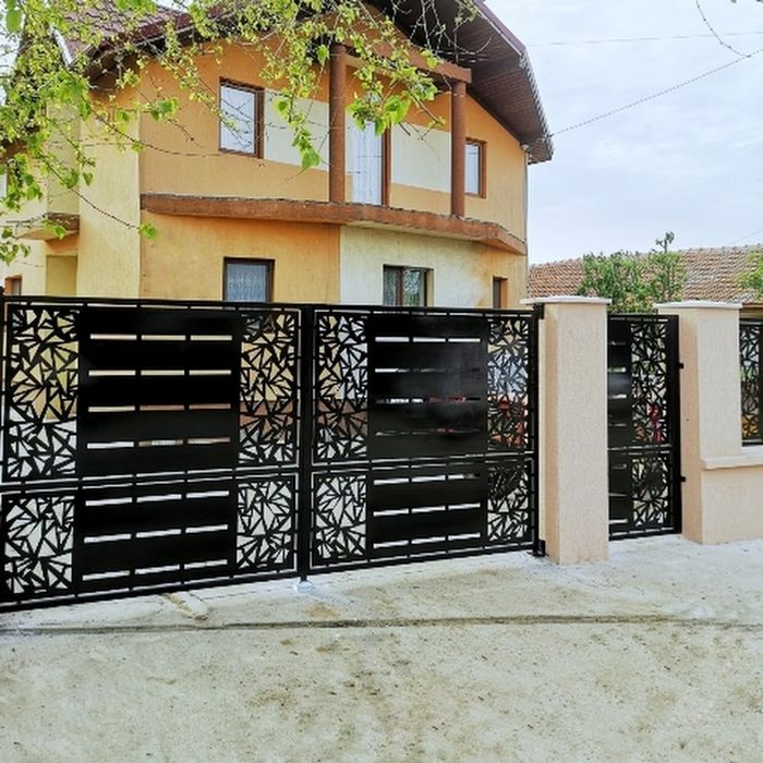 Garduri și porți din tablă decupata fer forjat Șipcă metalică