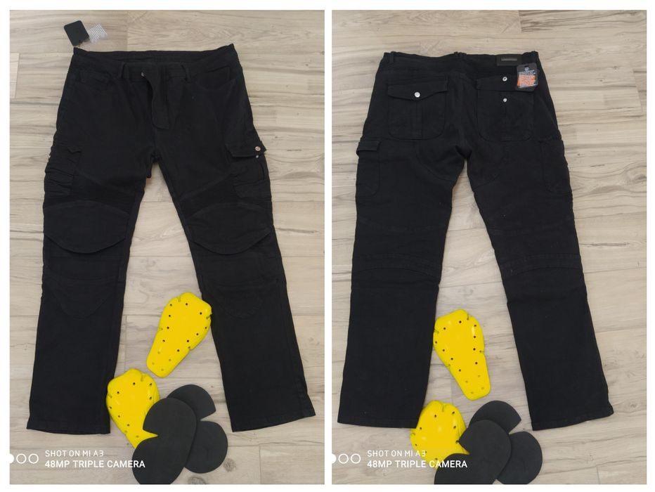 Pantaloni blugi moto