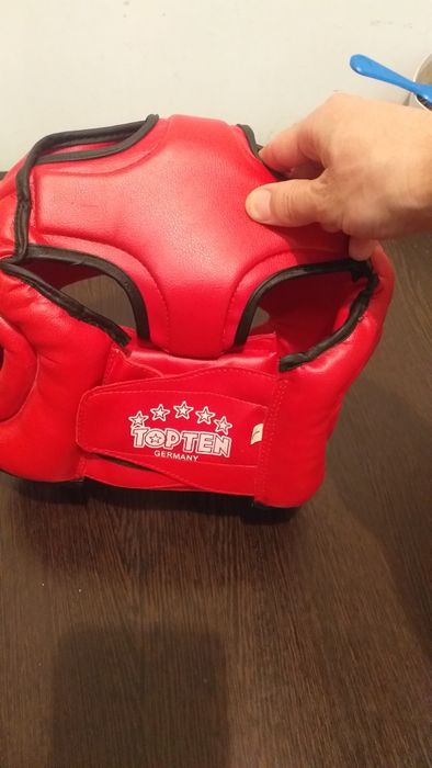 Продам недорого шлем в отличном состоянии