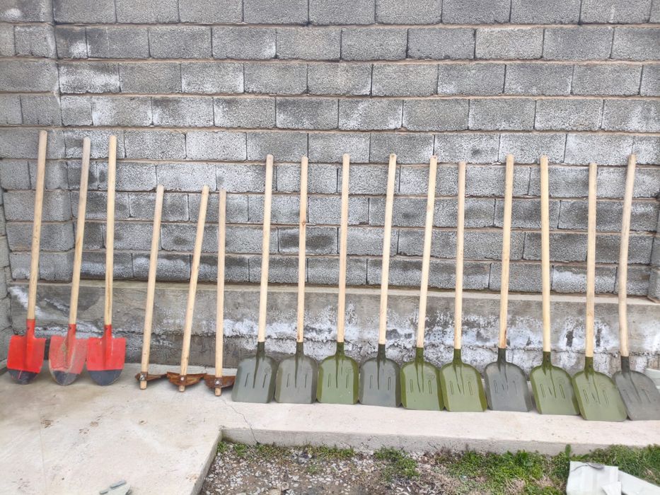 Лопаты прожается