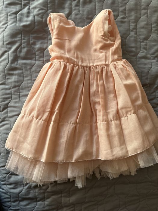 Нарядное платье на 5 лет