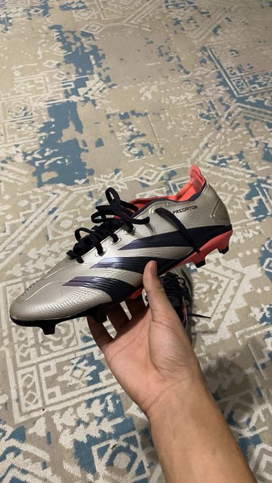 Продаю бутсы адидас