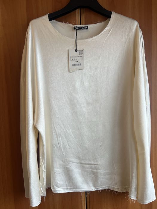 Bluza eleganta, noua, fina cu design neconventional