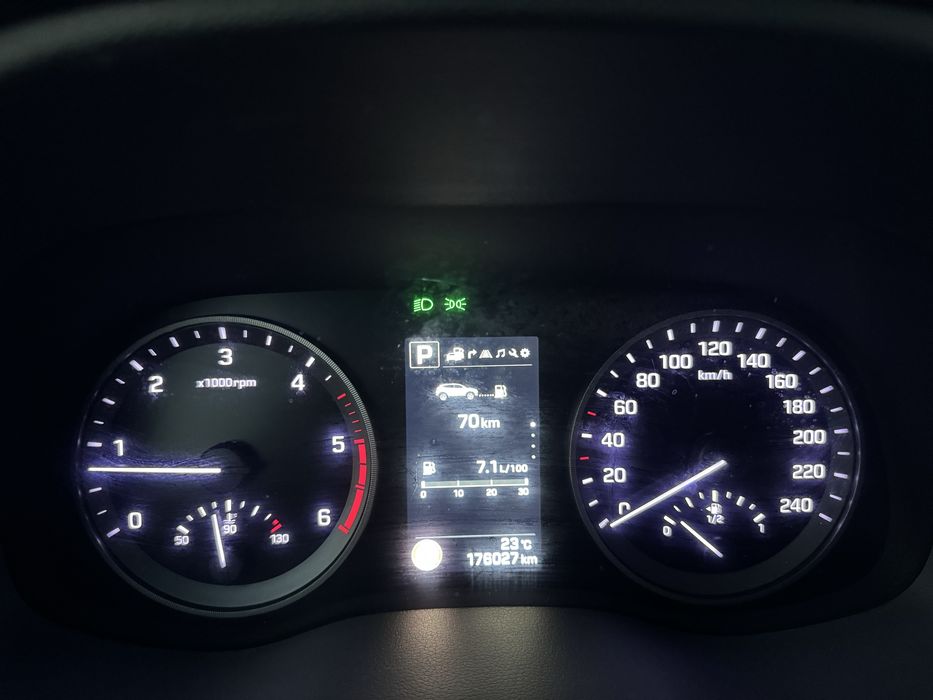 Hyundai Tucson 1,7 crdi , automat