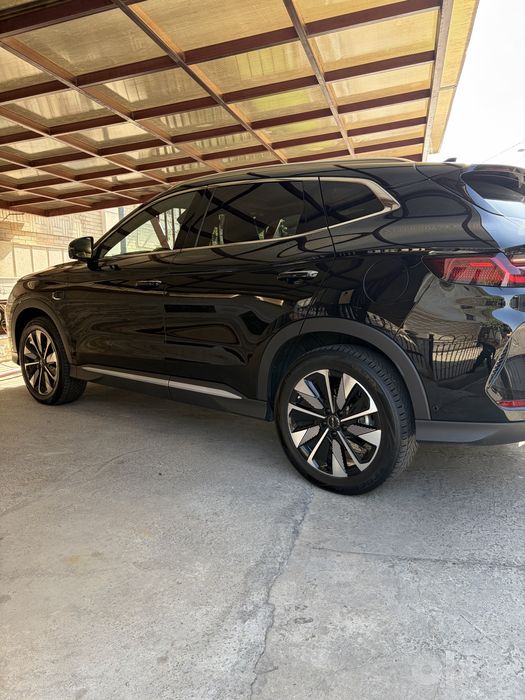 BYD champion Smart 605