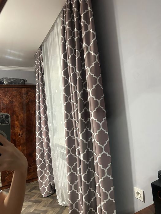 Комод с зеркалом