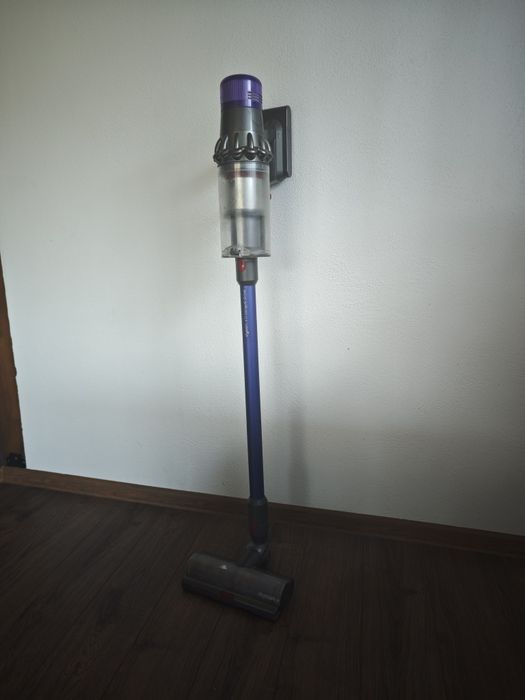 Прахосмукачка Dyson v11 Torque Drive