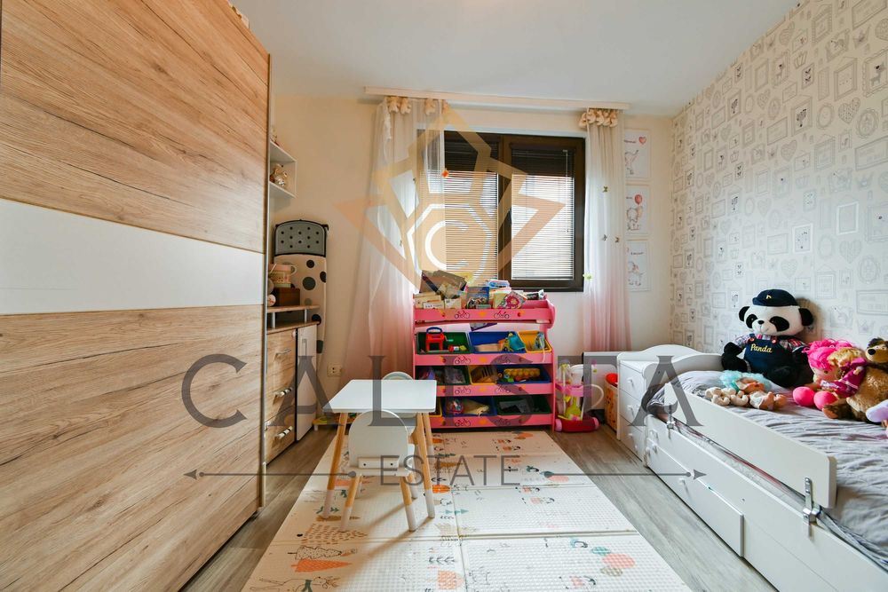 Продава се Тристаен апартамент в София, Витоша - 104 кв.м за 2645 €/кв.м - Снимка #8