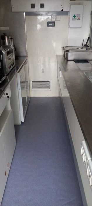 Vând Food Truck / Autorulotă Comercială Mercedes Sprinter