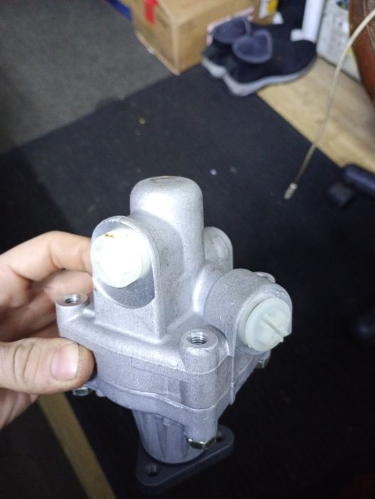 Продам Гур насос на BMW e34.e36