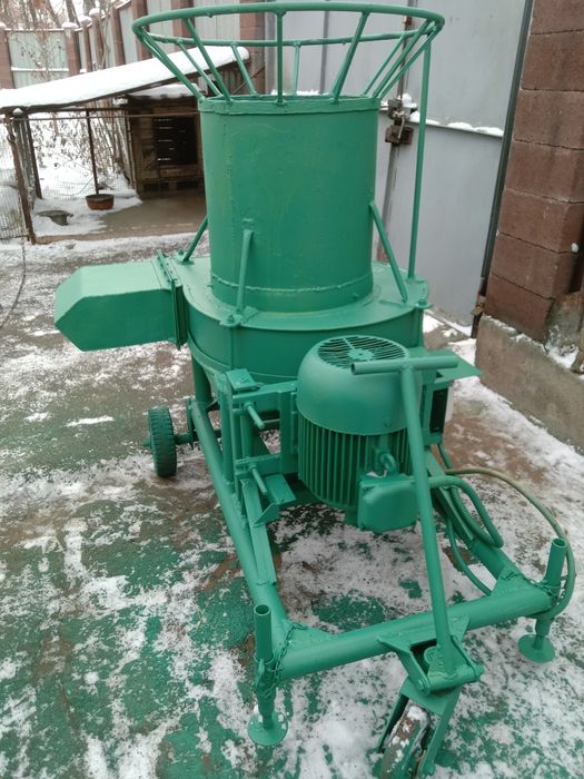 Продам сеноизмельчитель 380 вольт 7.5 квт