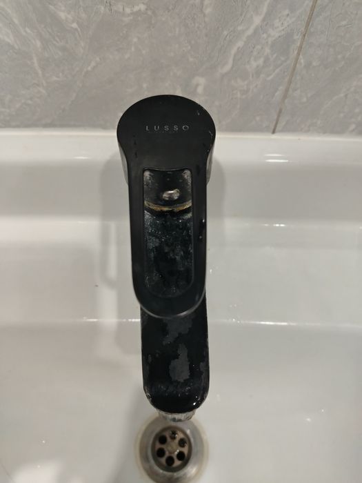 Продам раковина и смеситель