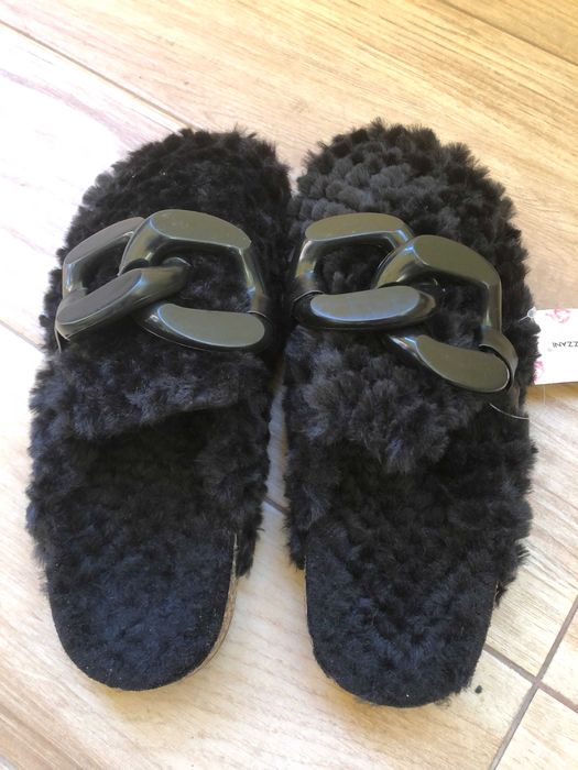 Дамски чехли с пух