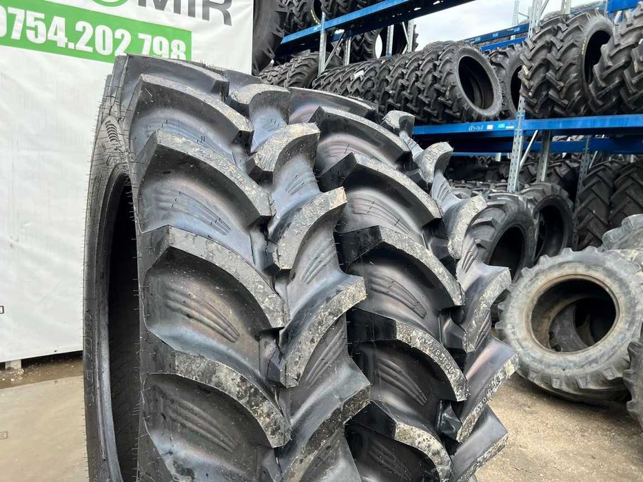 Anvelope radiale noi 420/85 R38 pentru tractor spate marca OZKA