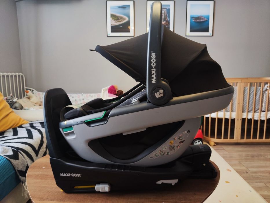 Maxi-Cosi Coral + FamilyFix3 ISOFIX + адаптери за количка – ADAC 1,6